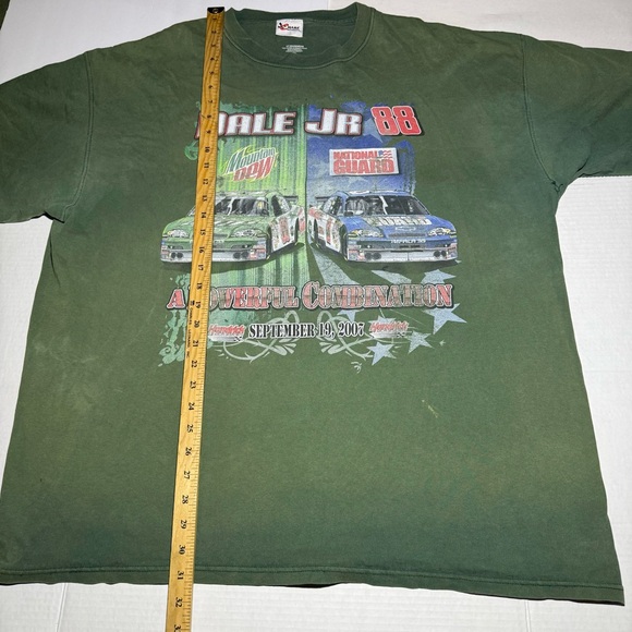 Chase Authentics Dale Earnhardt Jr. #88 NASCAR T-Shirt in Size 2XL - Picture 2 of 8